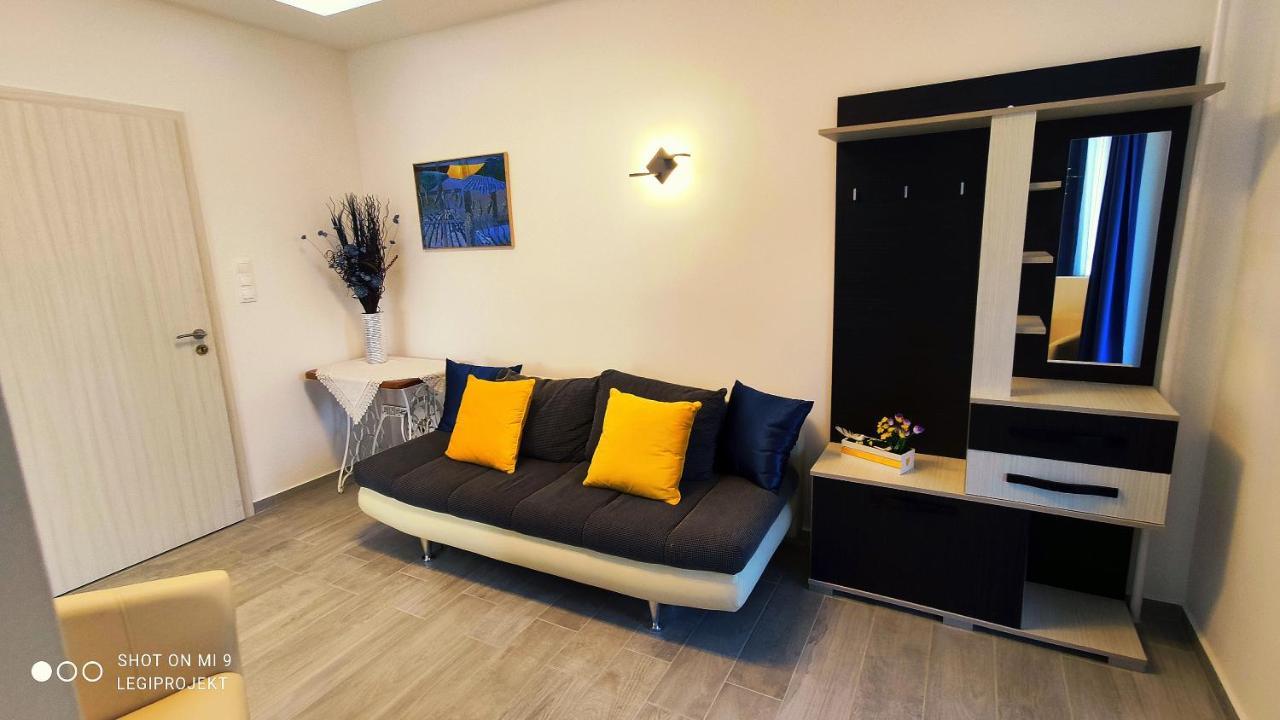 Papp Apartmanhaz Apartment วอนยาร์ควาเชกี ภายนอก รูปภาพ