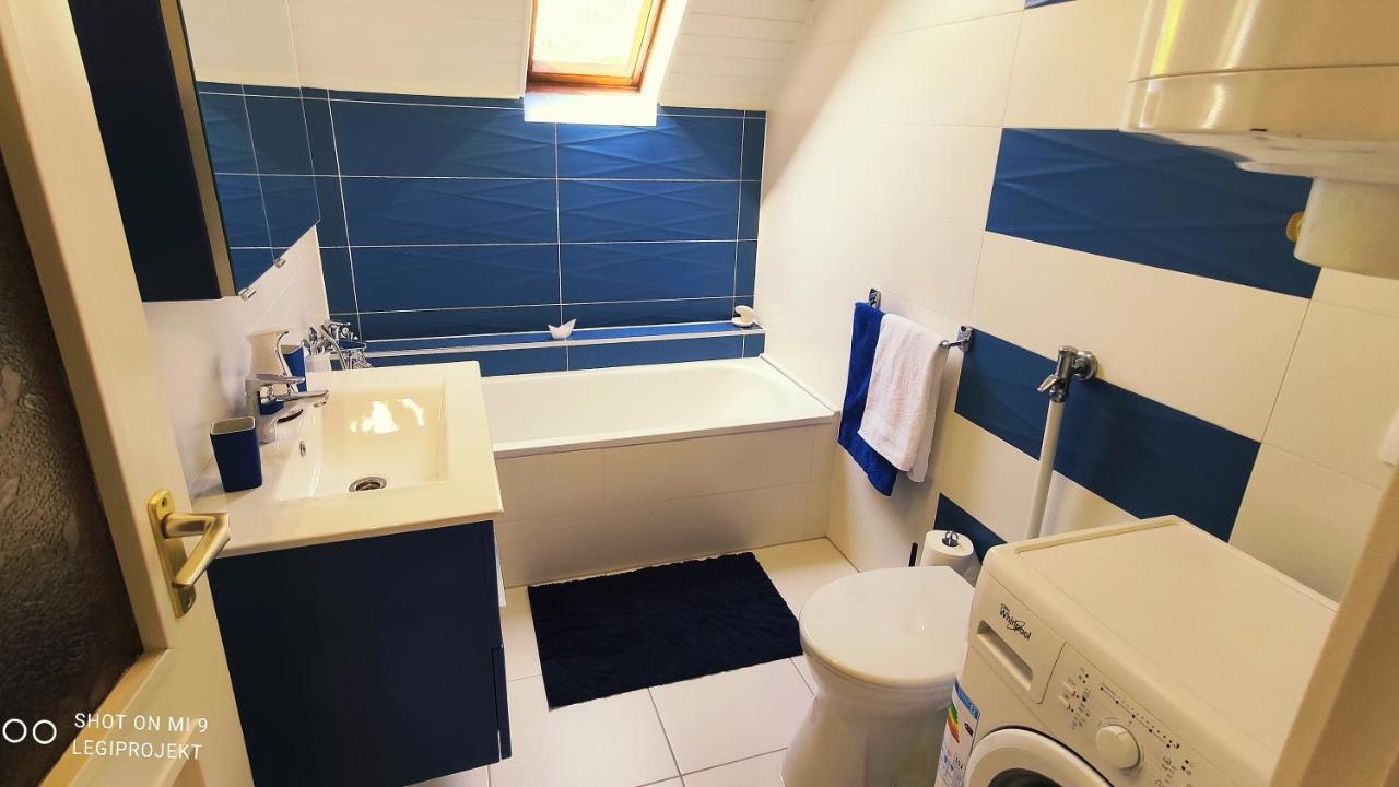 Papp Apartmanhaz Apartment วอนยาร์ควาเชกี ภายนอก รูปภาพ